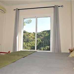 Habitación con 2 Camas Individuales